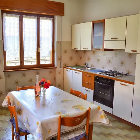 Casa Giardino Fiorito アパート *